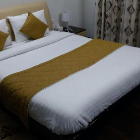 Royal Service Apatment Pimpri-Chinchwad Экстерьер фото