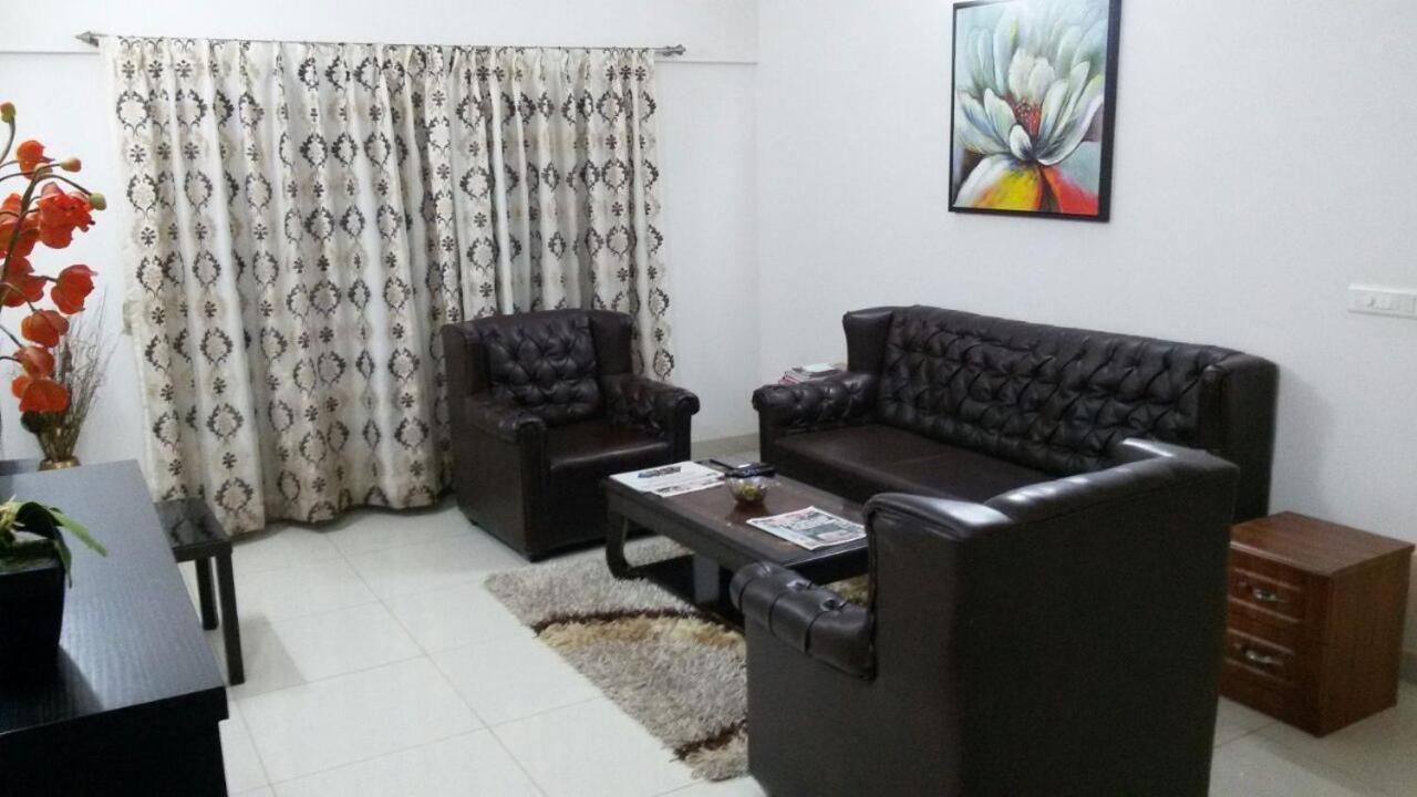 Royal Service Apatment Pimpri-Chinchwad Экстерьер фото